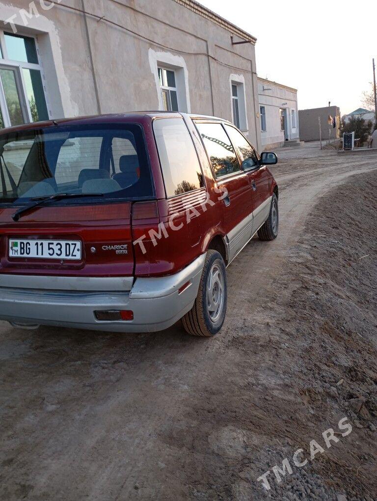 Mitsubishi Chariot 1996 - 25 000 TMT - Шабатский этрап - img 3