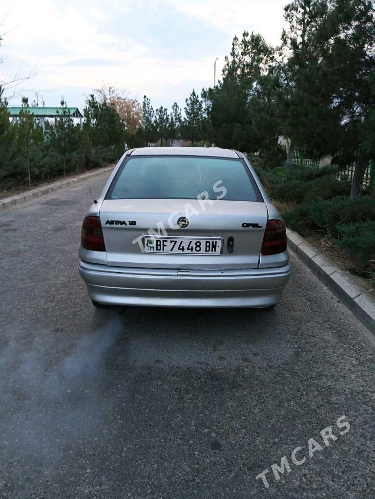 Opel Astra 1992 - 28 000 TMT - Türkmenbaşy - img 5