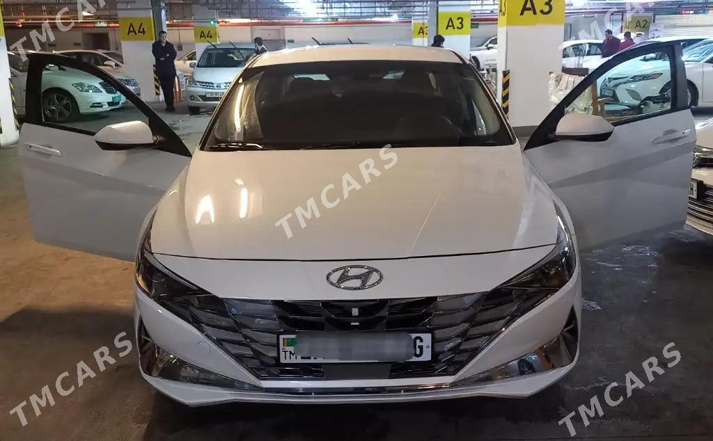 Hyundai Elantra 2021 - 240 000 TMT - Ýalkym - img 3