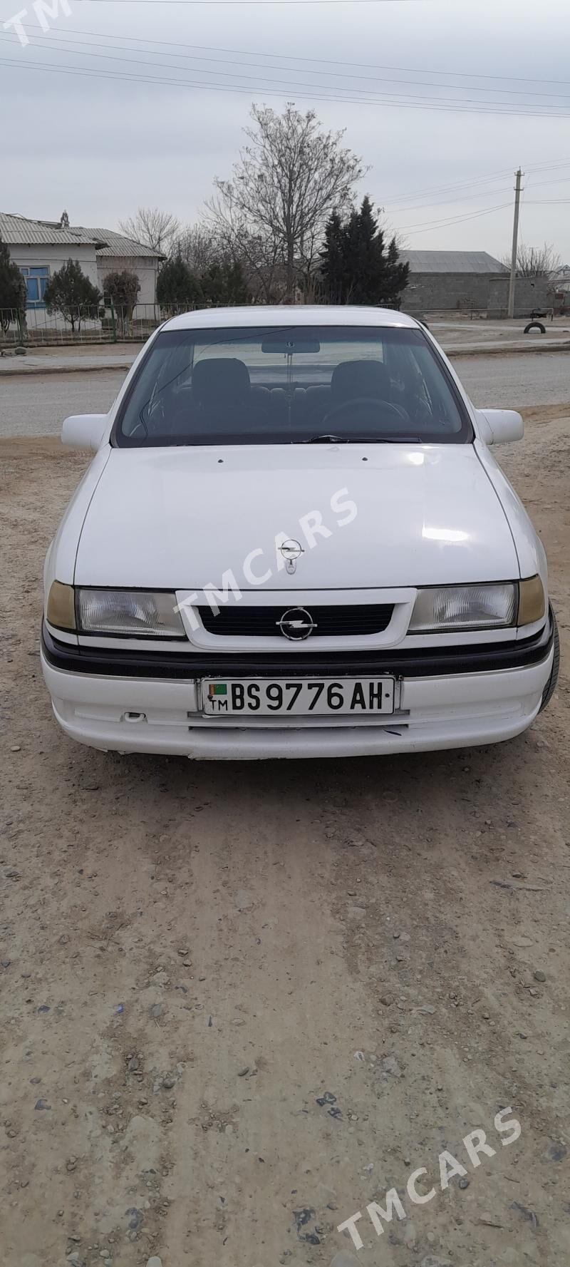 Opel Vectra 1993 - 34 000 TMT - Бахарден - img 2