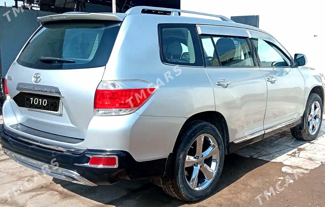 Toyota Highlander 2013 - 270 000 TMT - Байрамали - img 3