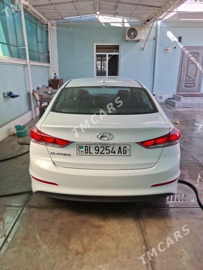 Hyundai Elantra 2018 - 156 000 TMT - Aşgabat - img 4