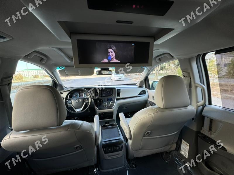 Toyota Sienna 2018 - 380 000 TMT - Aşgabat - img 7