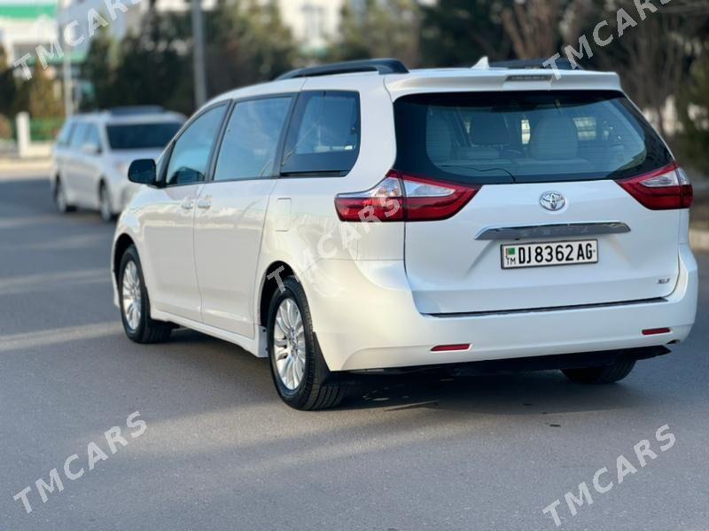 Toyota Sienna 2018 - 380 000 TMT - Aşgabat - img 4