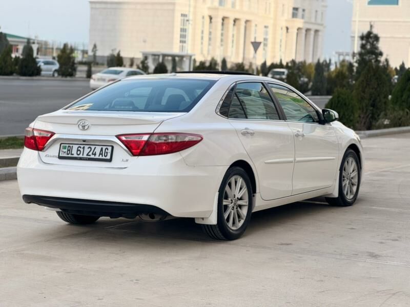 Toyota Camry 2017 - 235 000 TMT - Aşgabat - img 5