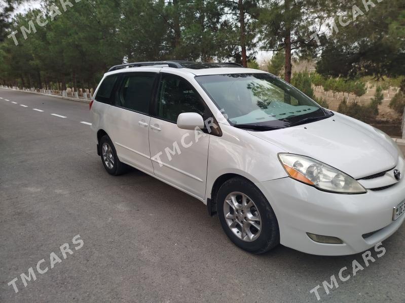 Toyota Sienna 2004 - 180 000 TMT - Wekilbazar - img 2