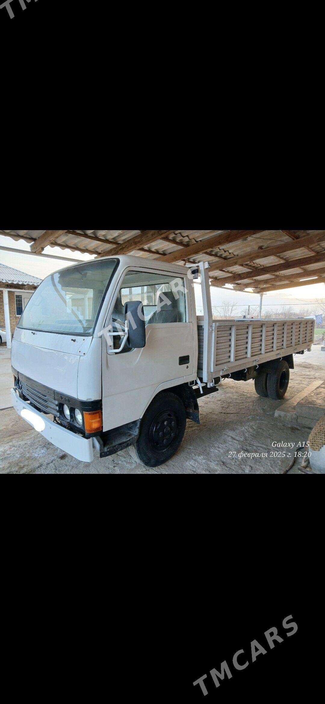 Mitsubishi Canter 2000 - 150 000 TMT - Теджен - img 2