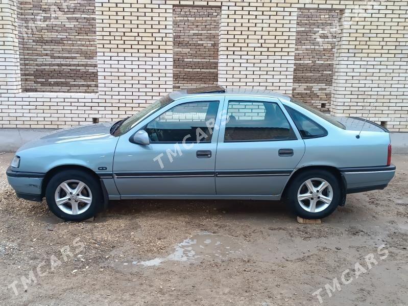 Opel Vectra 1989 - 37 000 TMT - Сакарчага - img 7