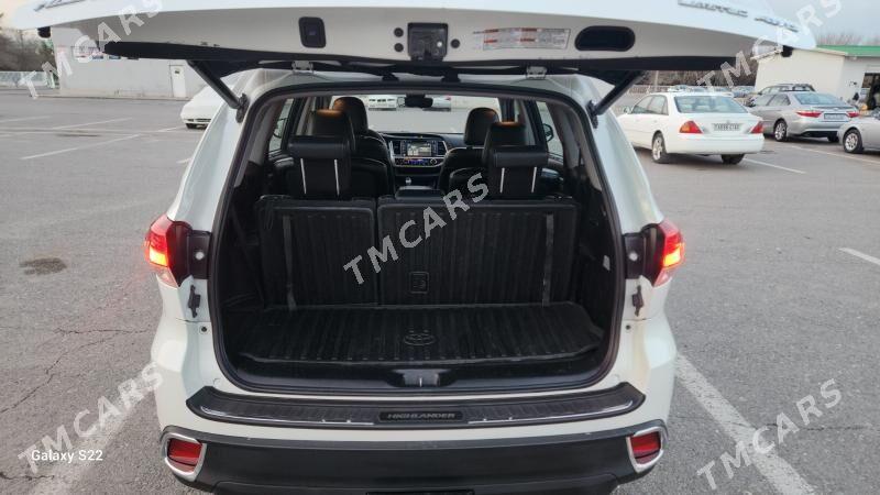 Toyota Highlander 2018 - 400 000 TMT - Aşgabat - img 8