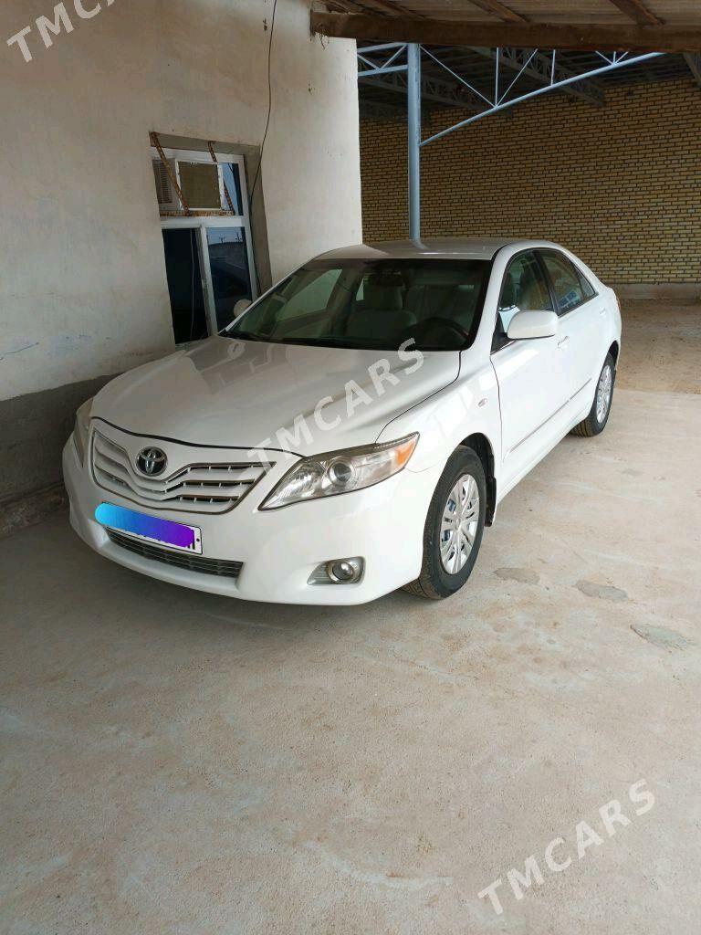 Toyota Camry 2010 - 130 000 TMT - Babadaýhan - img 5