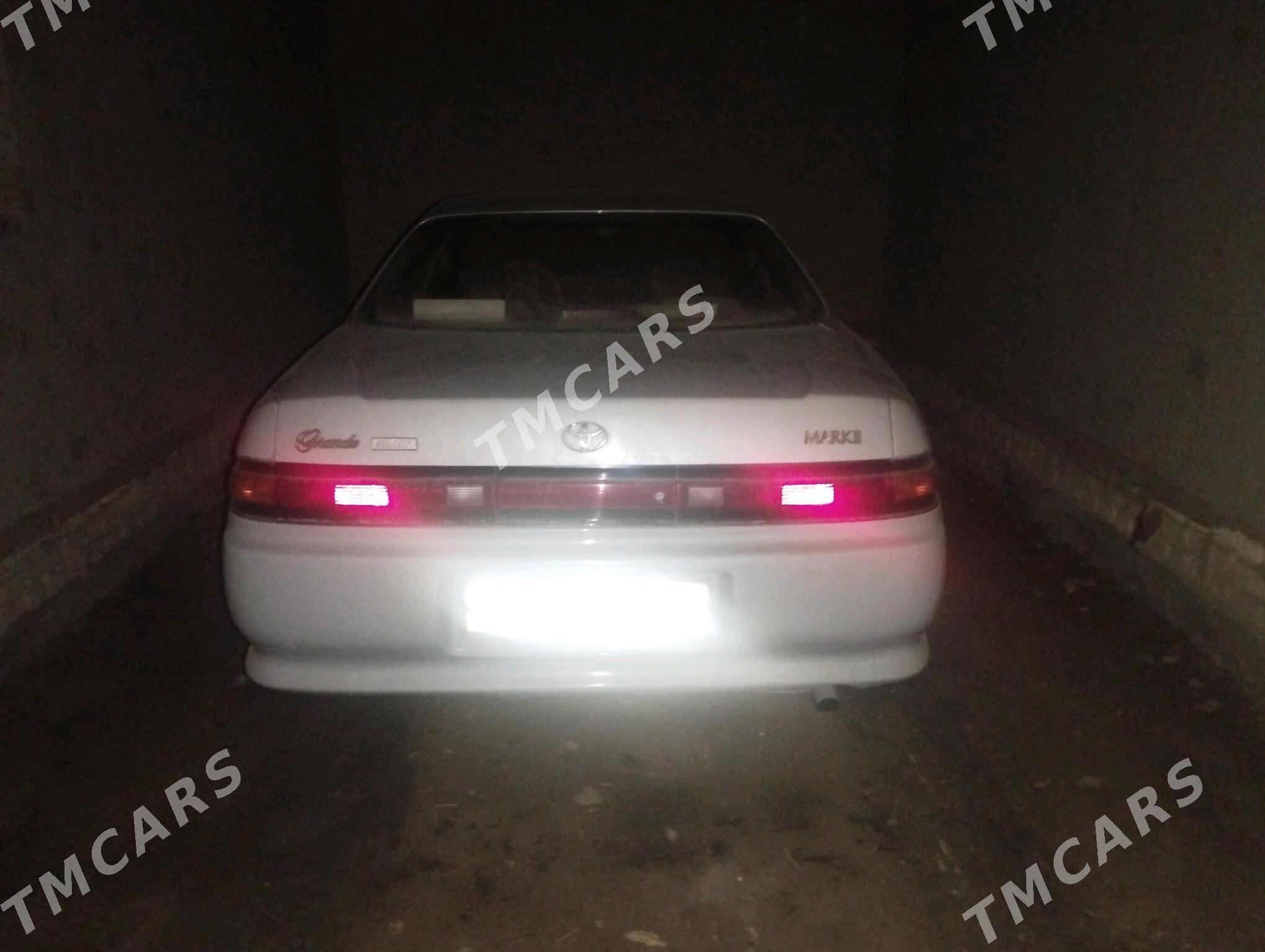 Toyota Mark II 1994 - 60 000 TMT - Дашогуз - img 2