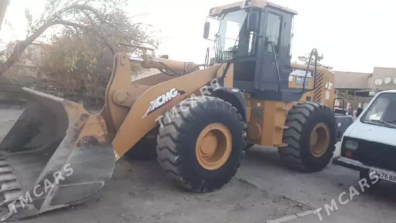 XCMG LW500F 2015 - 540 000 TMT - Türkmenabat - img 3