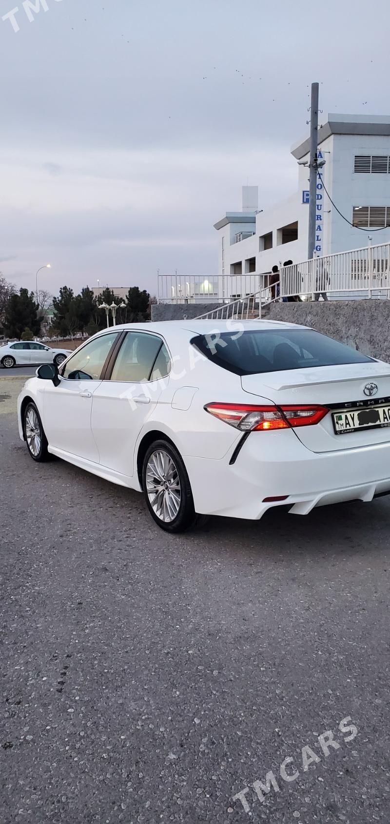 Toyota Camry 2018 - 260 000 TMT - 11 mkr - img 5