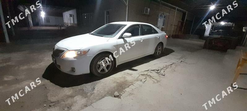 Toyota Camry 2010 - 165 000 TMT - Мары - img 2