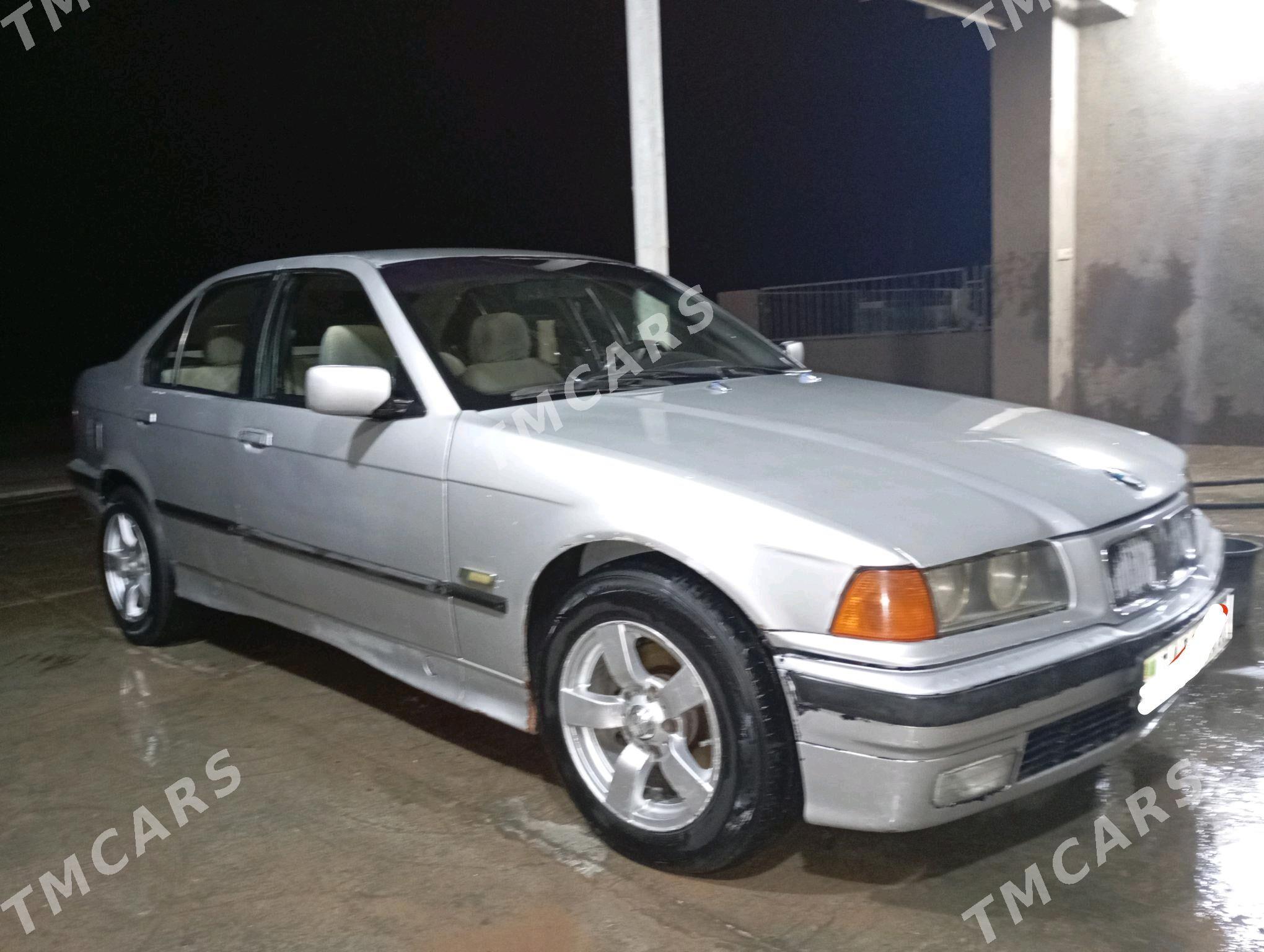 BMW 320 1993 - 30 000 TMT - Sarahs - img 3