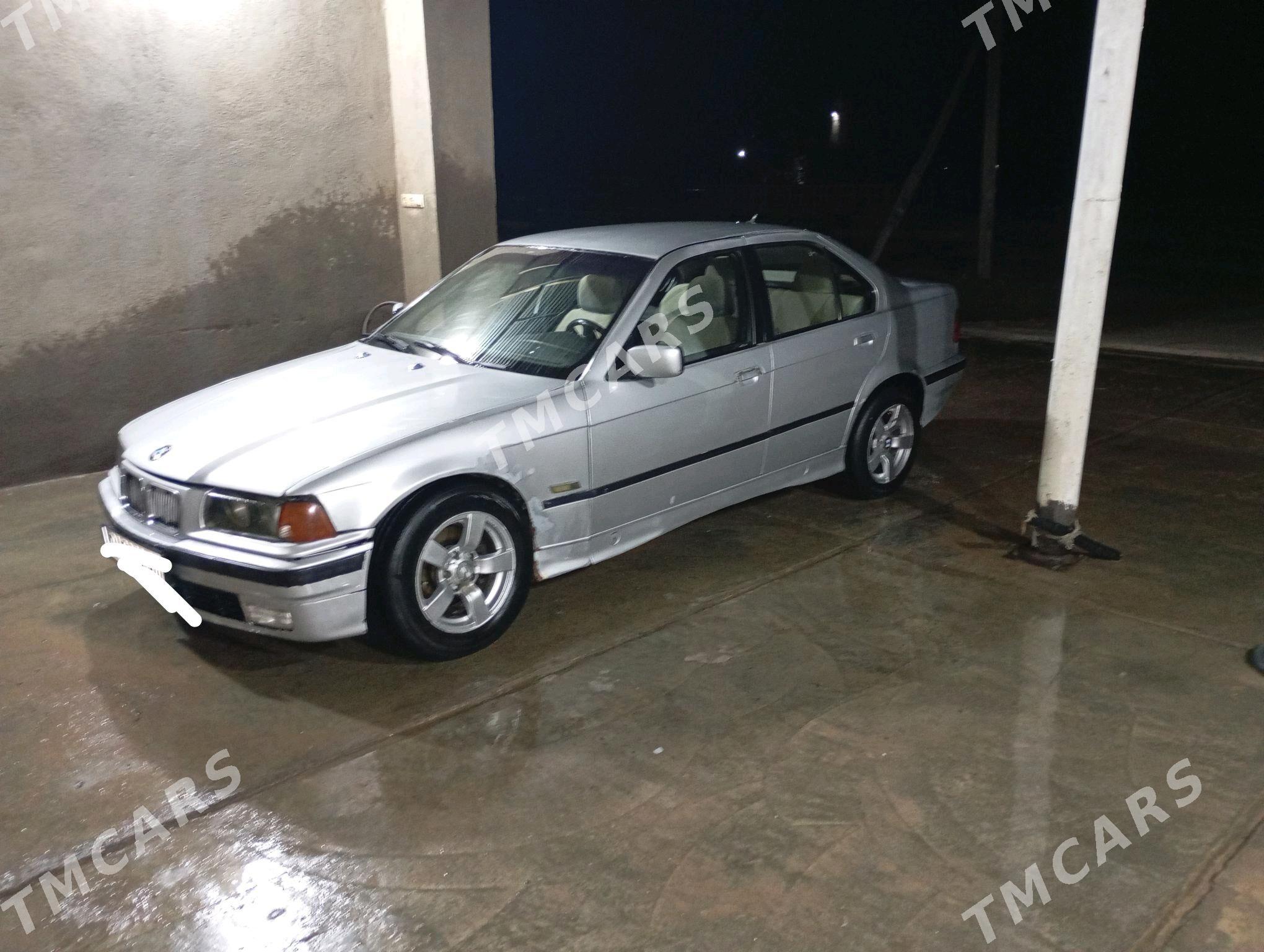 BMW 320 1993 - 30 000 TMT - Sarahs - img 5