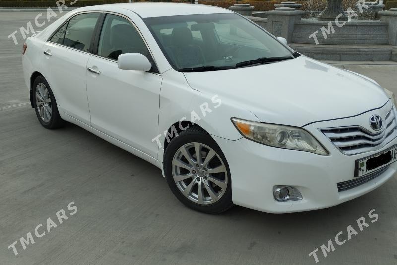 Toyota Camry 2010 - 180 000 TMT - 1 mkr - img 2