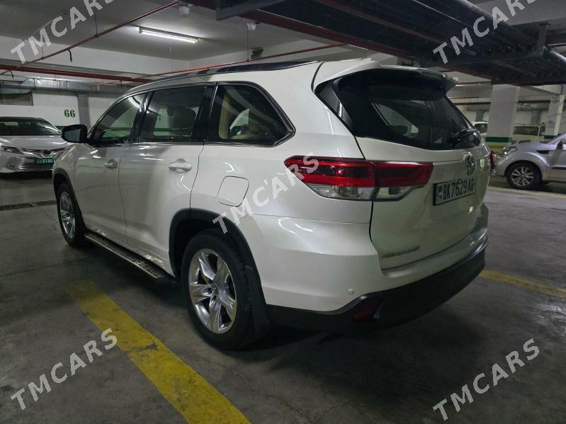 Toyota Highlander 2017 - 600 000 TMT - ул. Подвойского (Битарап Туркменистан шаёлы) - img 3