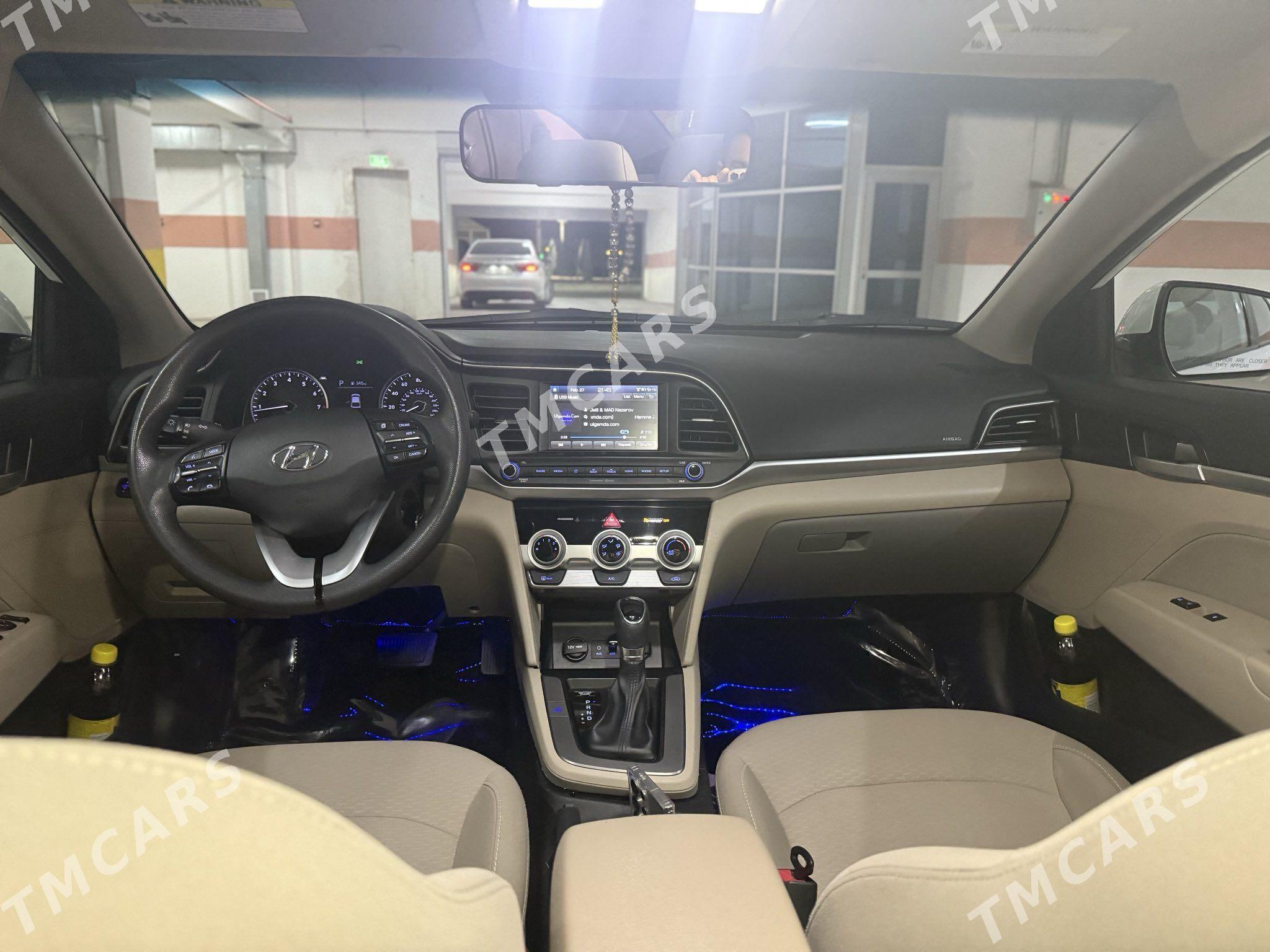 Hyundai Elantra 2019 - 195 000 TMT - Aşgabat - img 8