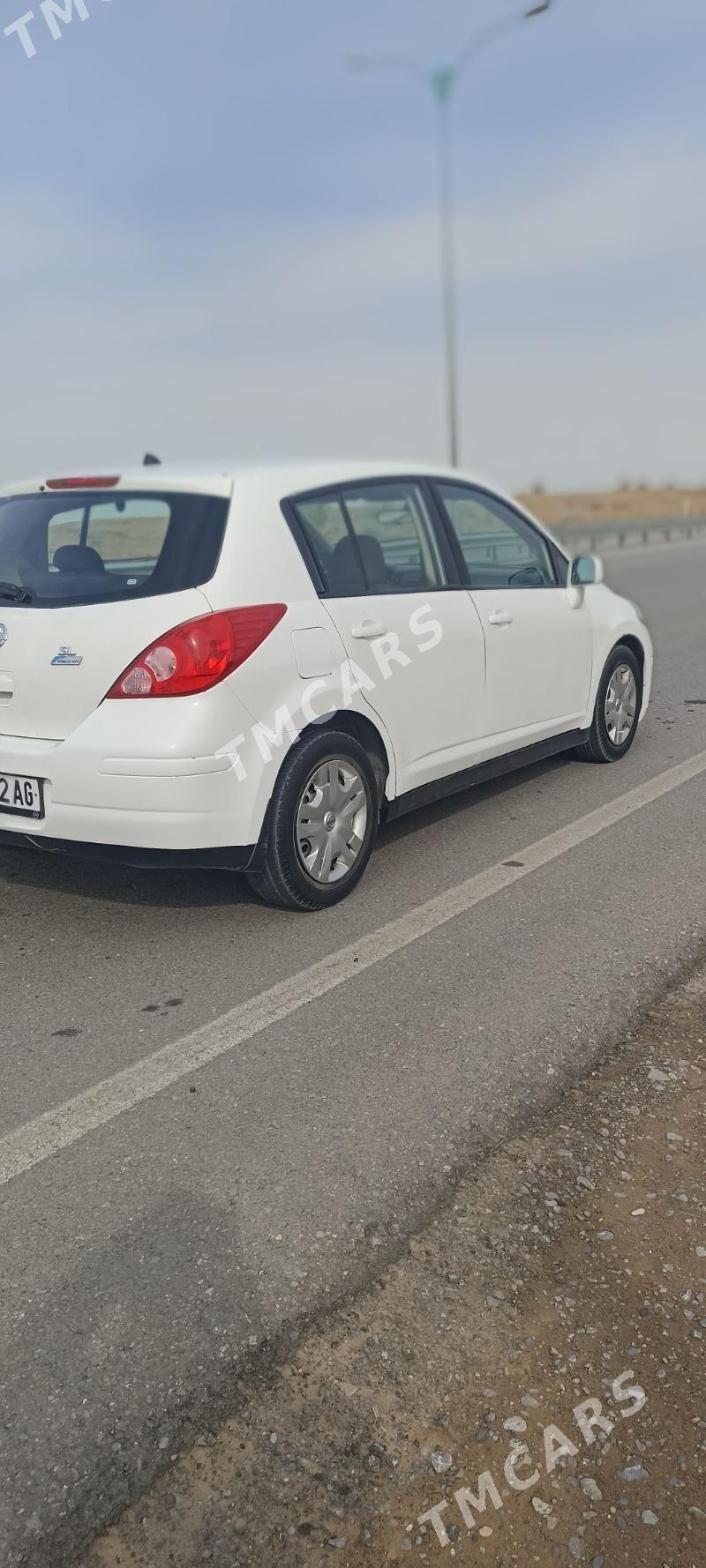 Nissan Versa 2010 - 118 000 TMT - Бузмеин - img 6