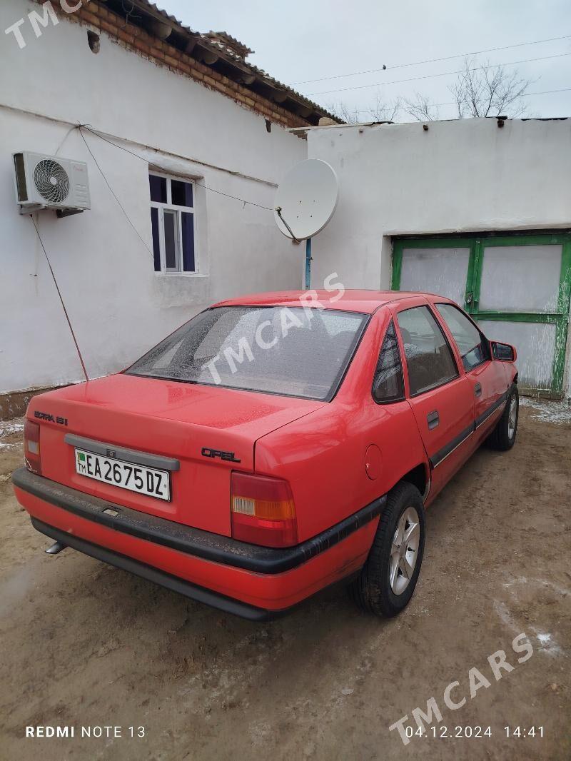 Opel Vectra 1990 - 40 000 TMT - етр. Туркменбаши - img 2