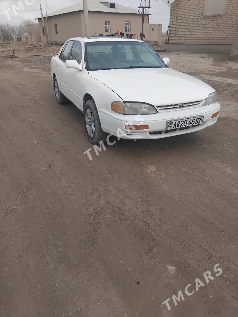 Toyota Camry 1996 - 75 000 TMT - Gubadag - img 3