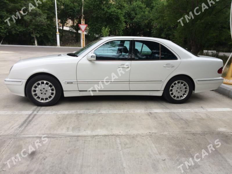 Mercedes-Benz E320 2001 - 120 000 TMT - Гёкдепе - img 4