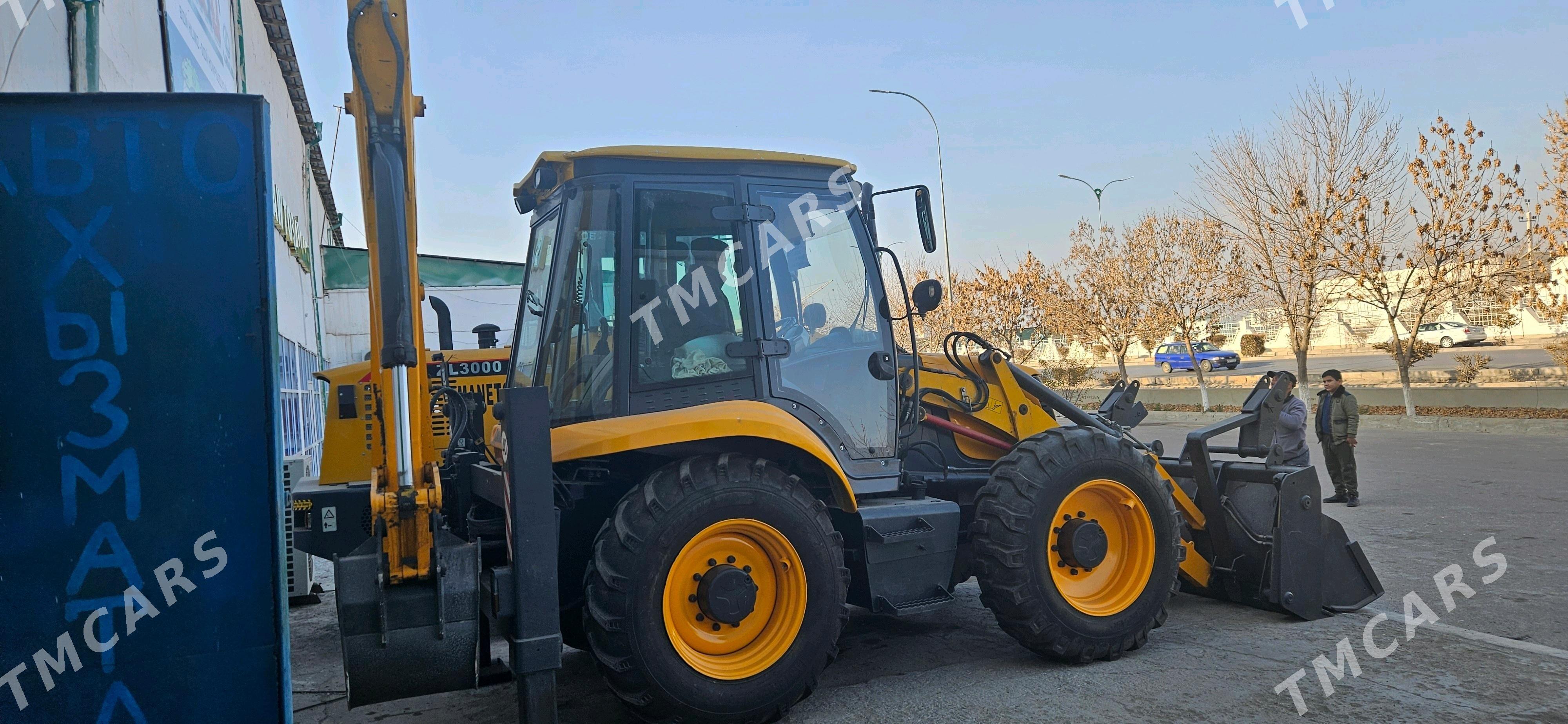 JCB 4CX ECO 2011 - 590 000 TMT - "Алтын Асыр" Гундогар базары ( Толкучка) - img 4