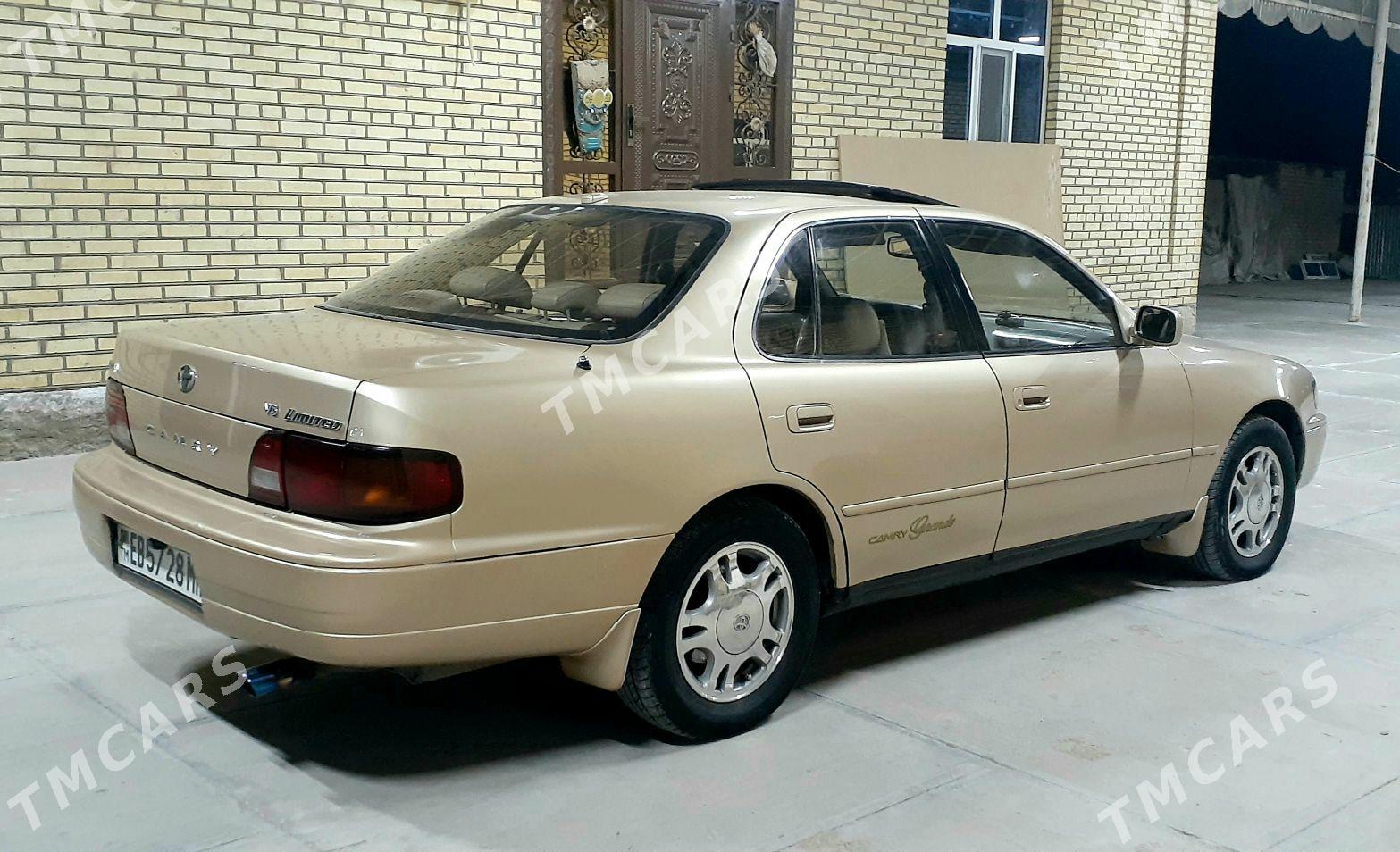 Toyota Camry 1994 - 95 000 TMT - Мары - img 2