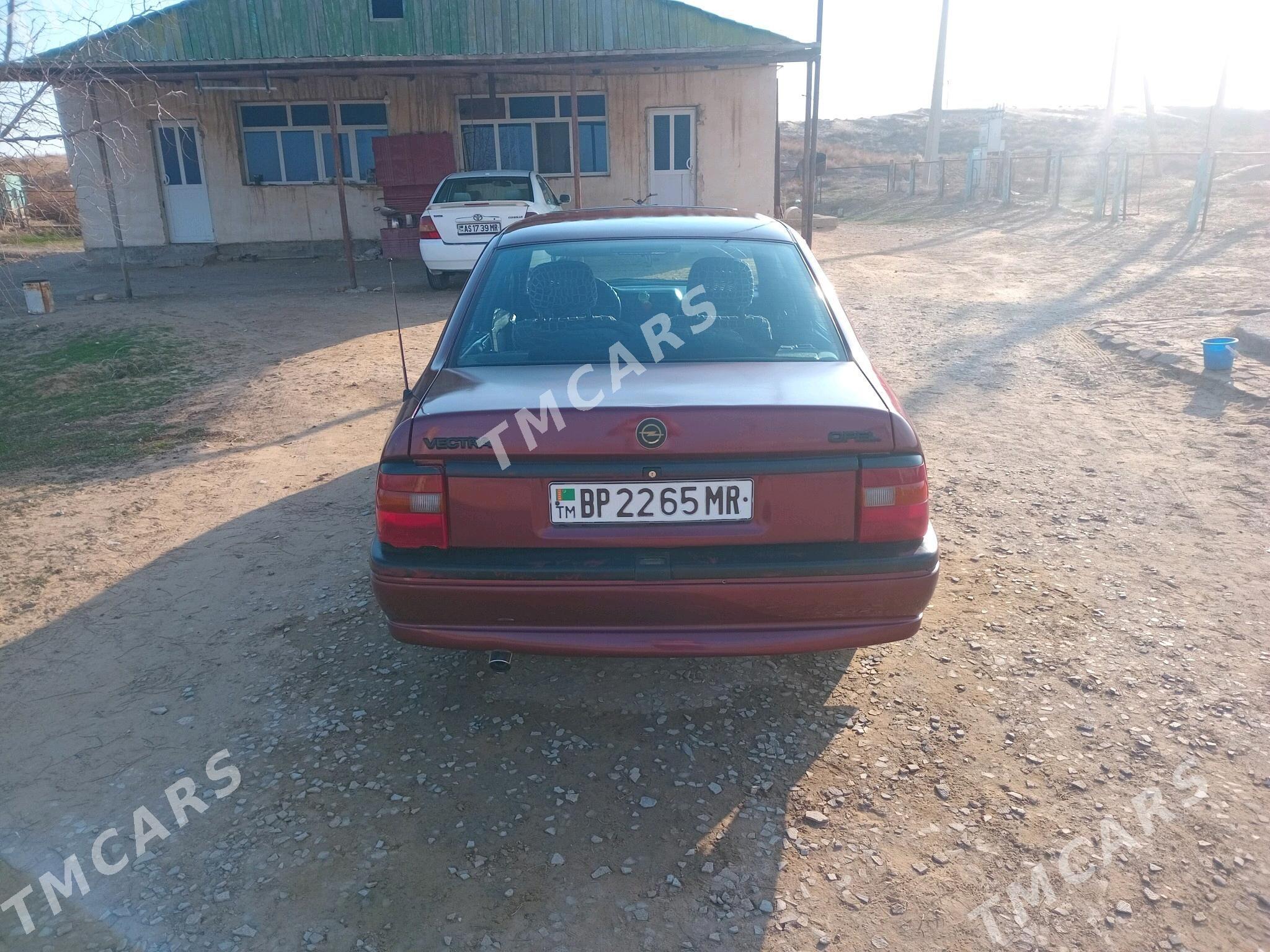 Opel Vectra 1993 - 23 000 TMT - Sakarçäge - img 4