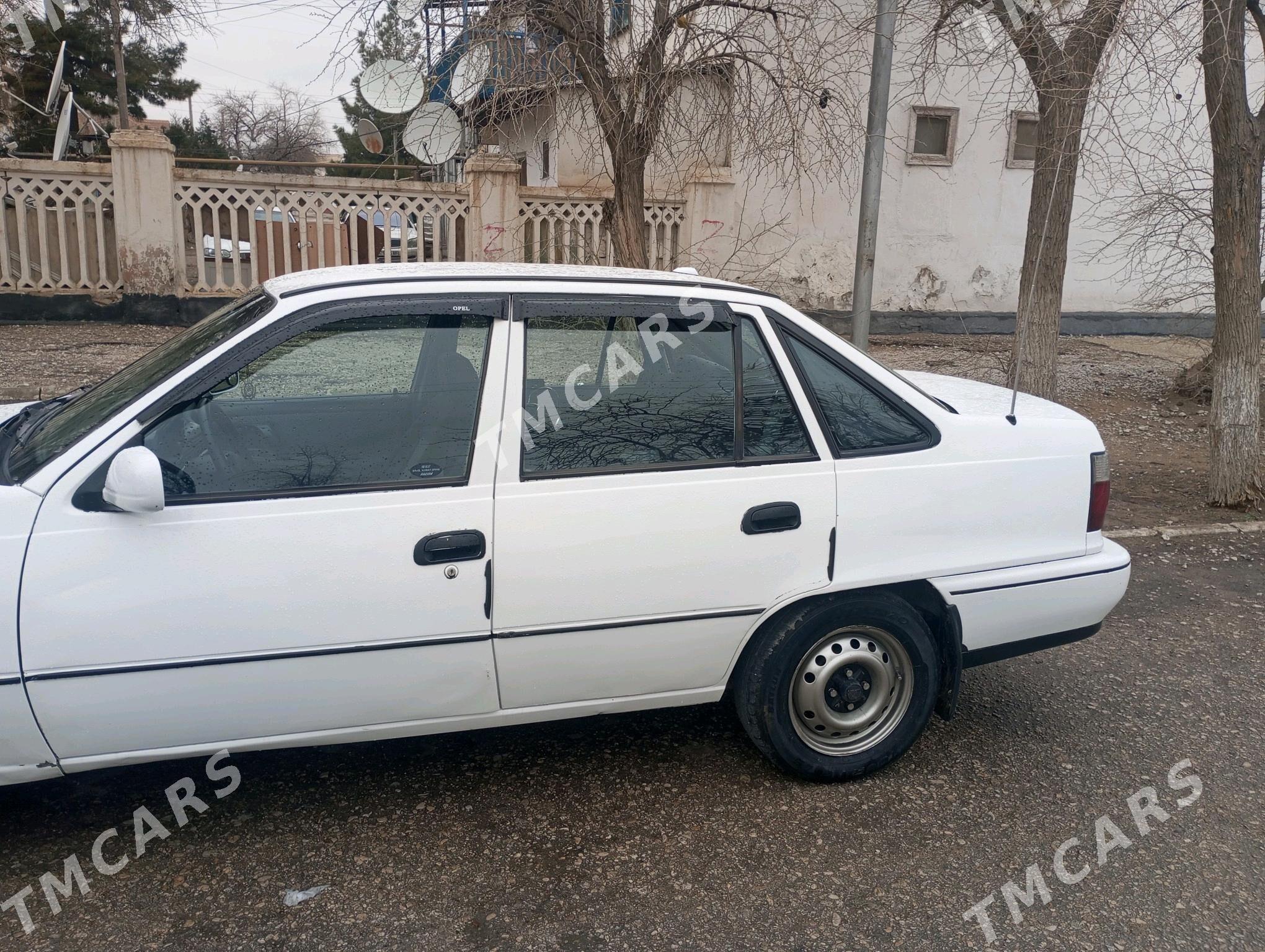 Daewoo Nexia 1996 - 30 000 TMT - Балканабат - img 3