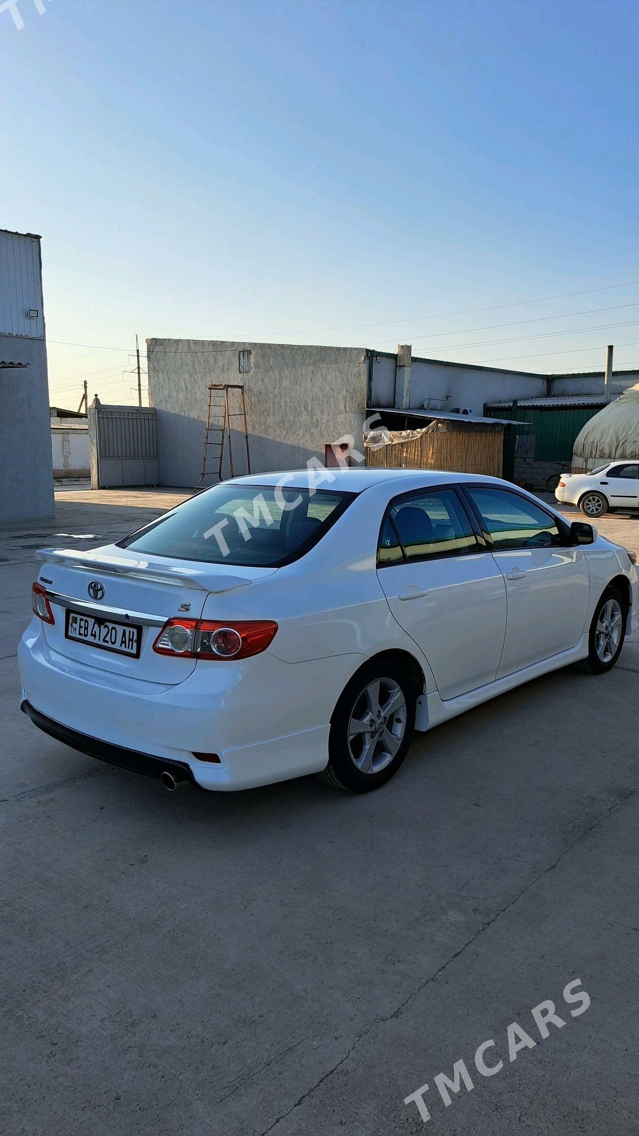 Toyota Corolla 2011 - 154 000 TMT - Ашхабад - img 7