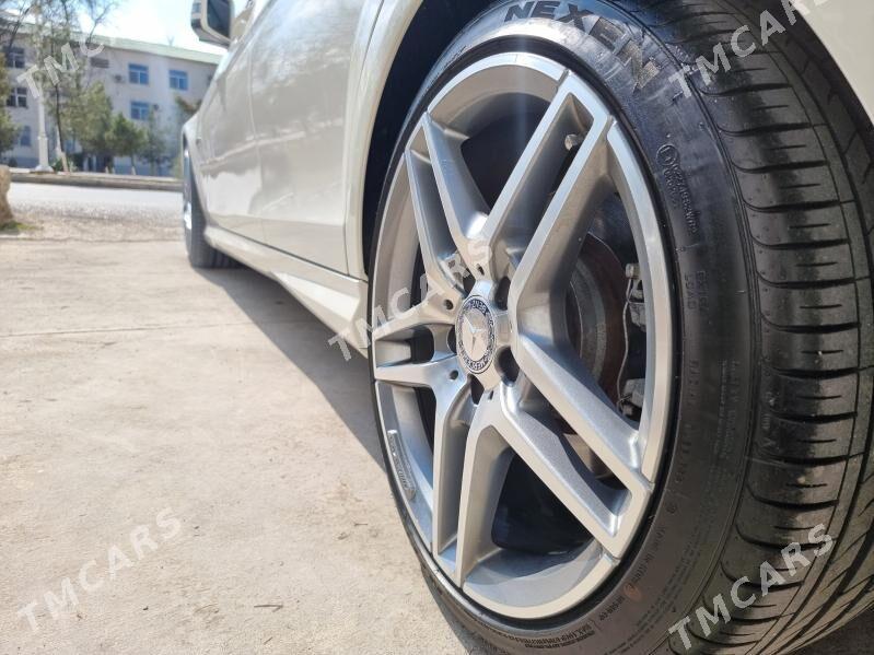 Mercedes-Benz C-Class 2010 - 220 000 TMT - Aşgabat - img 8