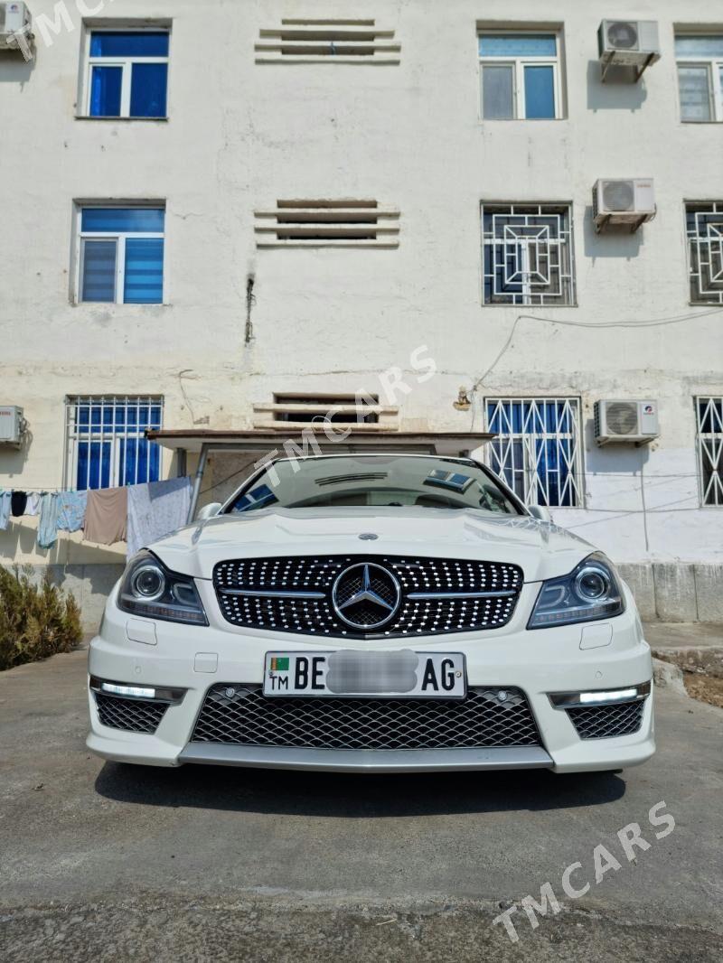 Mercedes-Benz C-Class 2010 - 220 000 TMT - Aşgabat - img 1