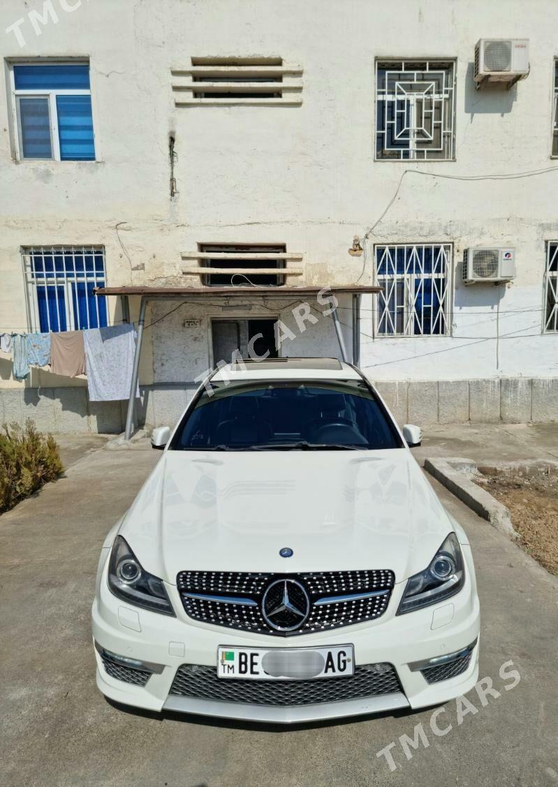 Mercedes-Benz C-Class 2010 - 220 000 TMT - Aşgabat - img 2