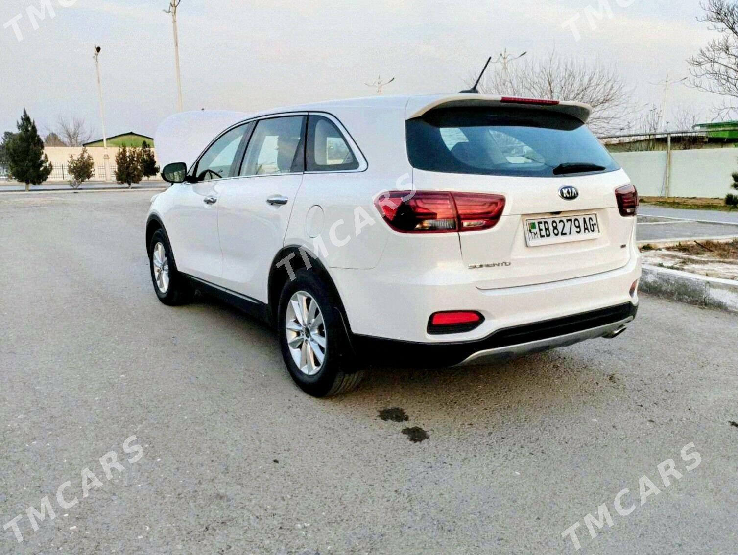 Kia Sorento 2019 - 280 000 TMT - Ашхабад - img 5