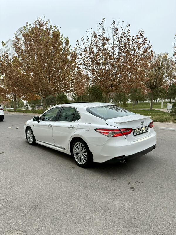 Toyota Camry 2018 - 309 000 TMT - Aşgabat - img 8