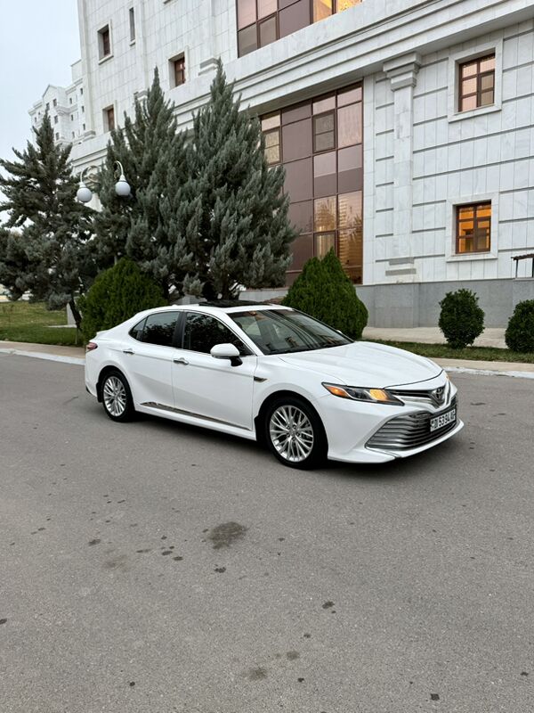 Toyota Camry 2018 - 309 000 TMT - Aşgabat - img 2