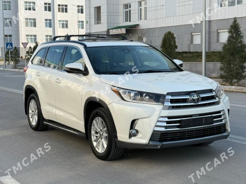 Toyota Highlander 2018 - 415 000 TMT - Гуртли - img 5