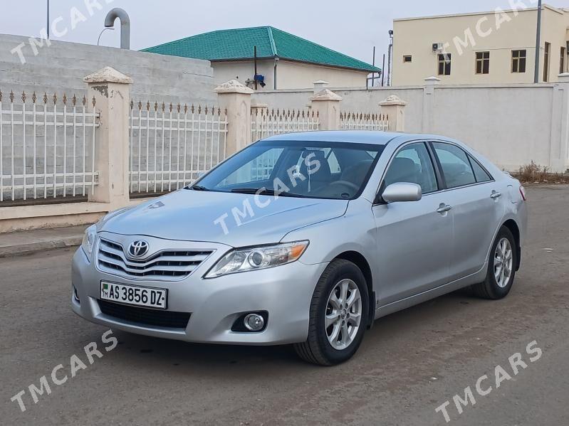 Toyota Camry 2010 - 170 000 TMT - Gubadag - img 2