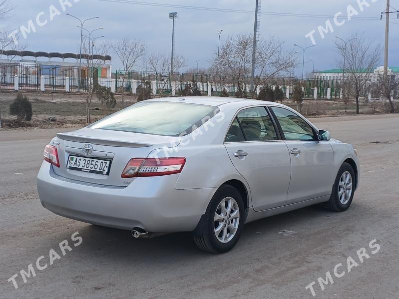 Toyota Camry 2010 - 170 000 TMT - Gubadag - img 9