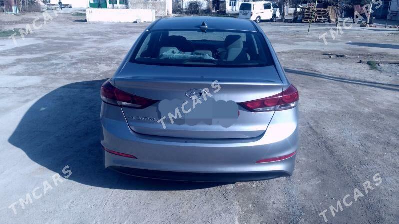 Hyundai Elantra 2017 - 180 000 TMT - Änew - img 2