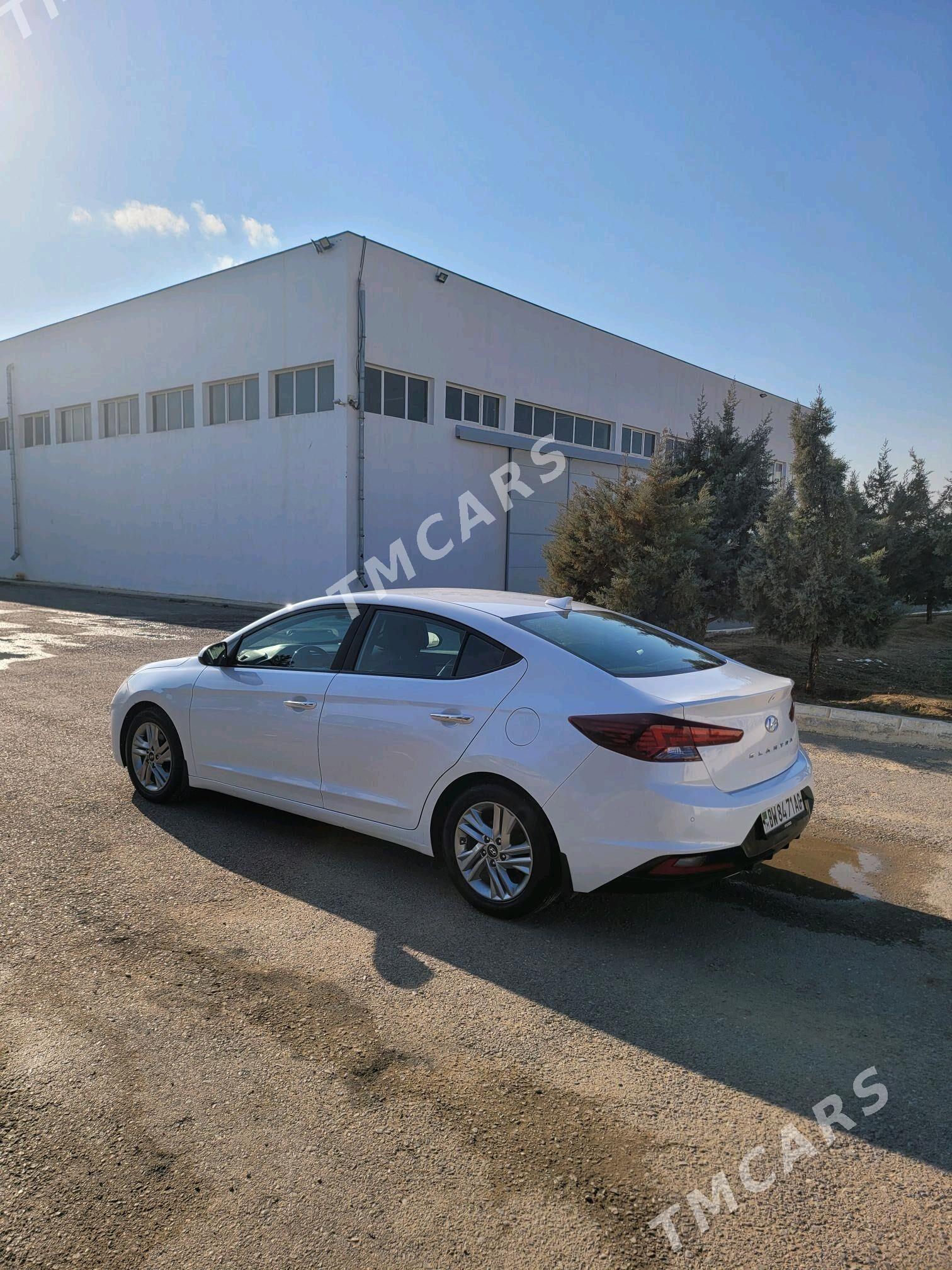 Hyundai Elantra 2020 - 219 000 TMT - Aşgabat - img 10