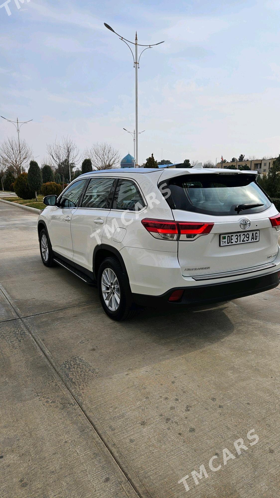 Toyota Highlander 2019 - 510 000 TMT - Aşgabat - img 8