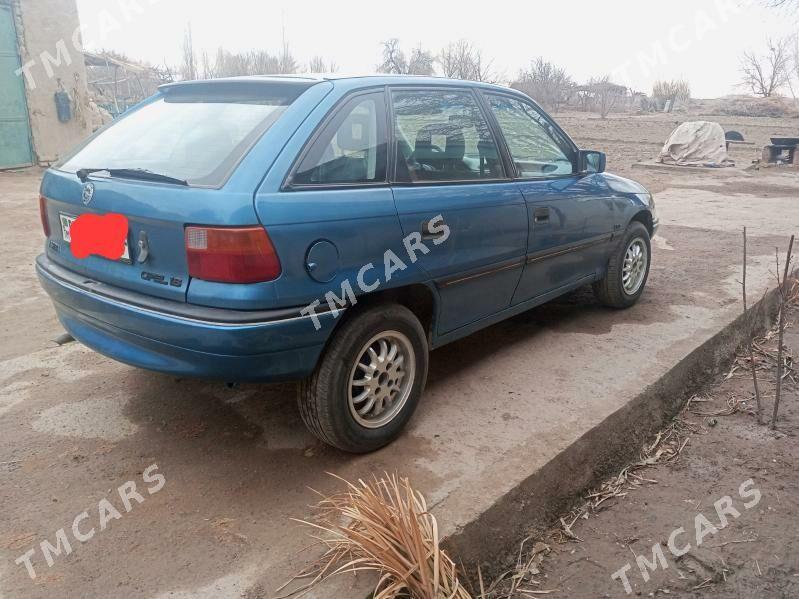 Opel Astra 1993 - 39 000 TMT - Шабатский этрап - img 3