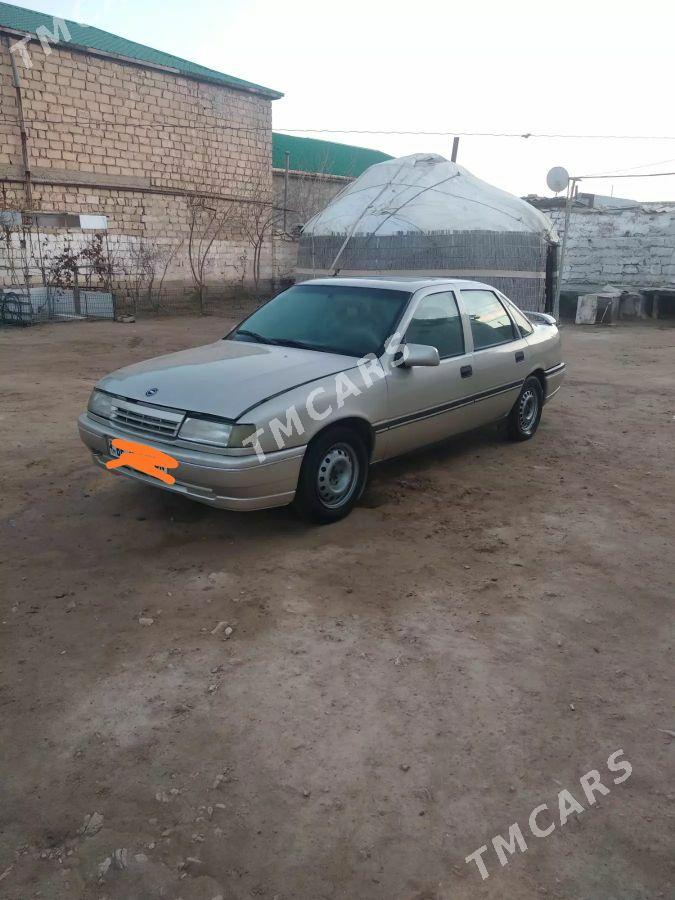 Opel Vectra 1992 - 31 000 TMT - Туркменбаши - img 3