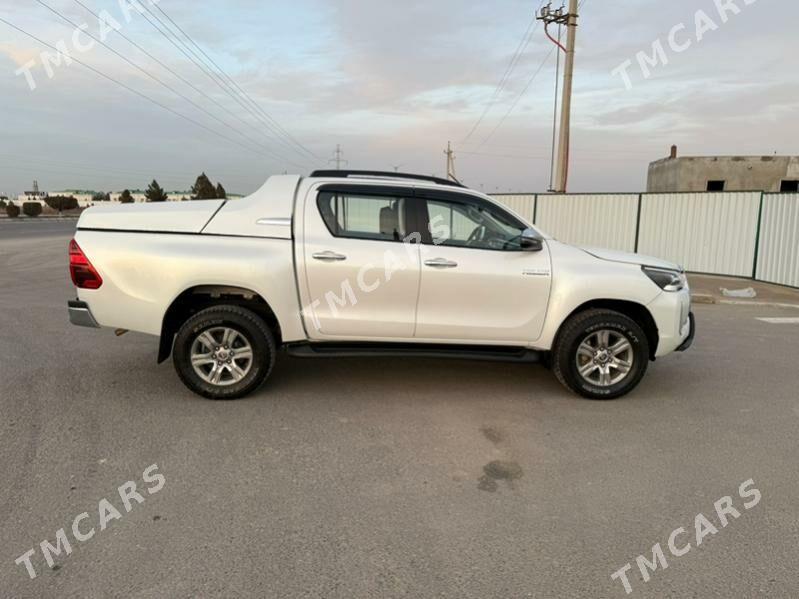 Toyota Hilux 2022 - 600 000 TMT - Mary - img 7