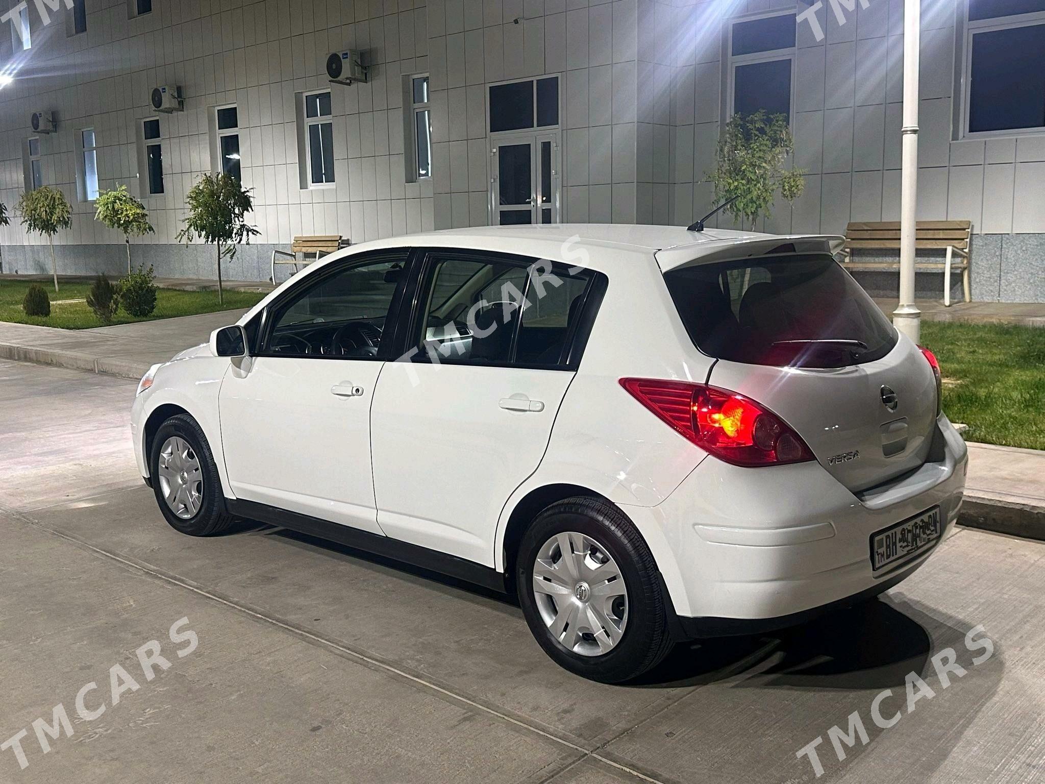 Nissan Versa 2012 - 107 000 TMT - Балканабат - img 6