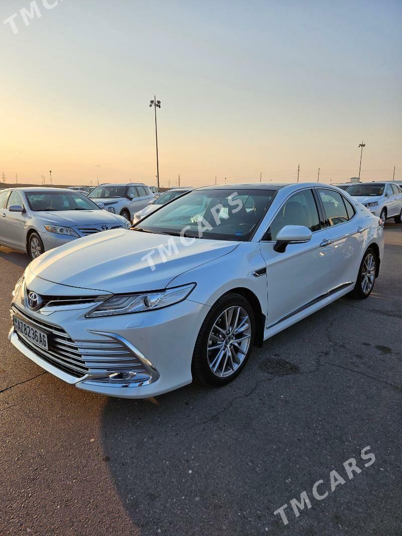 Toyota Camry 2019 - 533 000 TMT - Кëши - img 4