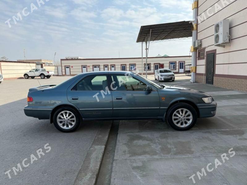 Toyota Camry 2000 - 150 000 TMT - Türkmenabat - img 2